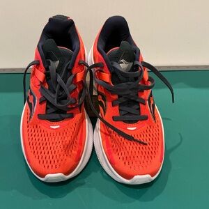 Saucony Ride 15 Orange and Black Running Shoes Size 5.5